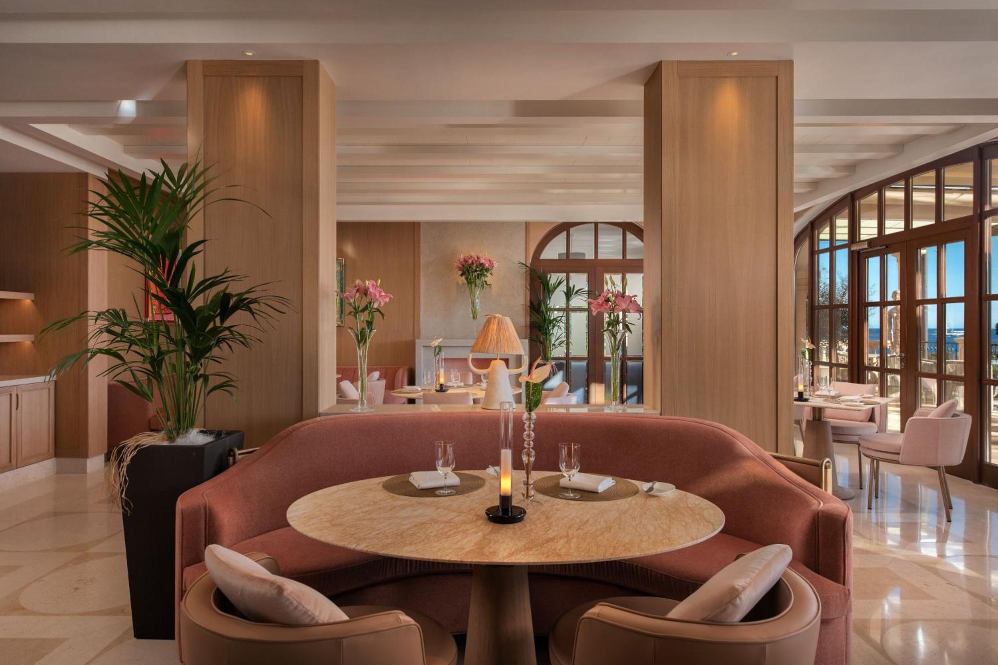 The St. Regis Mardavall Mallorca 5* Palma Nova (Mallorca)
